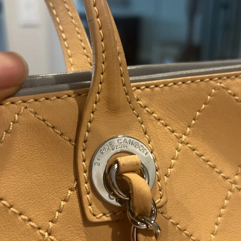 CHANEL Matelasse Chain Tote Bag Leather Beige Silver - Picture 16 of 16